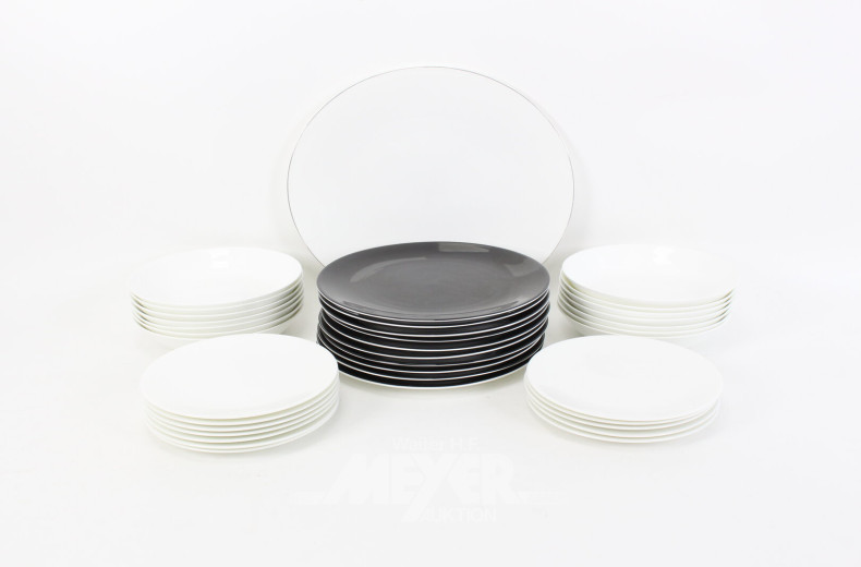 Posten Kaffee- und Speiseservice in Weiß und Schwarz