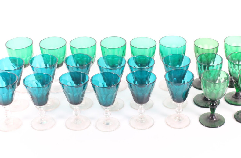 24 Likör-Gläser, blau und grün