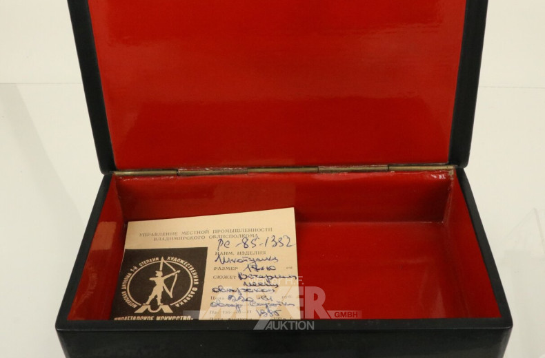 Russische Schmuckschatulle mit Lackmalerei 'Das abendliche Lied' um 1985