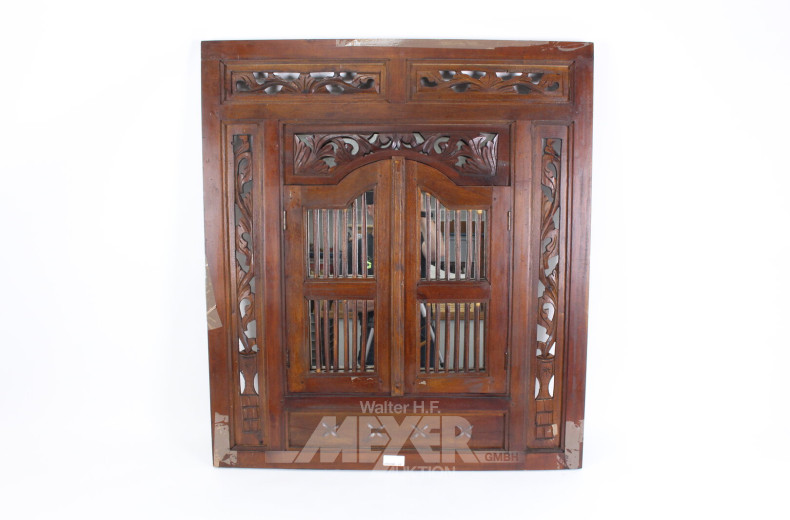 Wandspiegel mit Flügeltüren