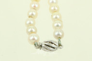 Perlenkette mit Silberschließe