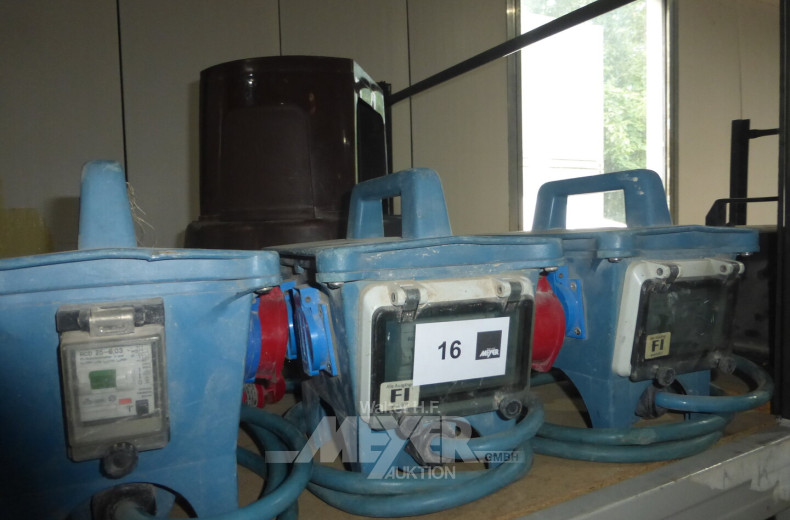 3 Schuko-und Starkstromelektroverteilerwürfel