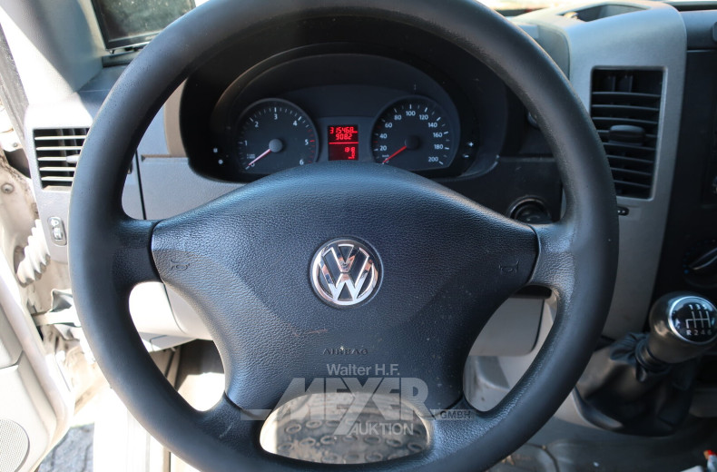 Volkswagen Crafter, weiß, teilfoliert