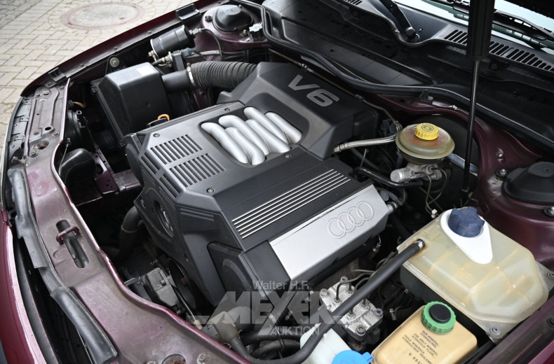 Audi 100 V6, Limousine, hibiskusblüten Perleffekt