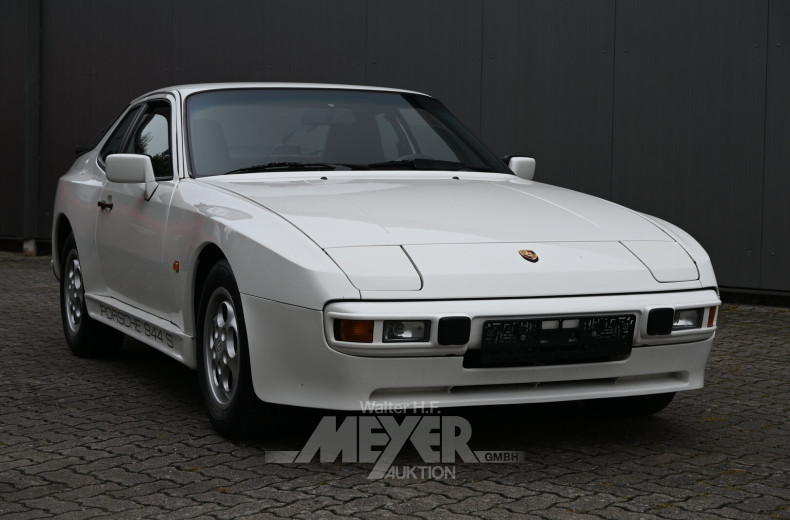 Porsche 944S, weiß
