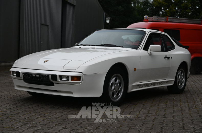 Porsche 944S, weiß