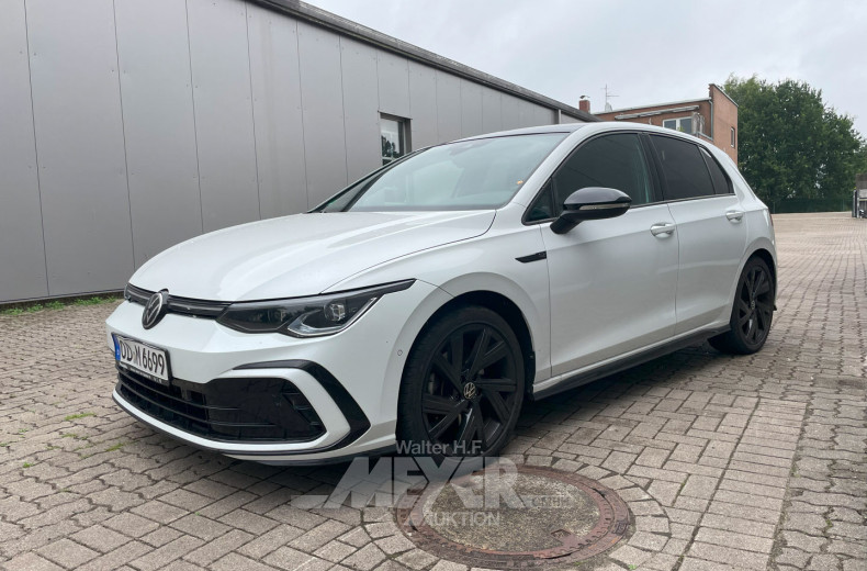 Volkswagen Golf 1.5eTSI OPF DSG R-Line, Oryx White