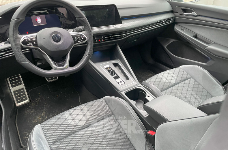 Volkswagen Golf 1.5eTSI OPF DSG R-Line, Oryx White