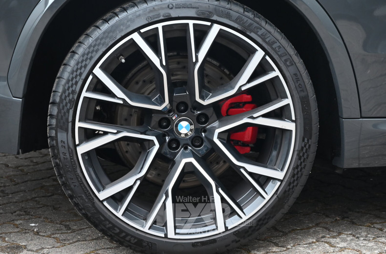 BMW X5 M Competition, dravitgrau metallic
