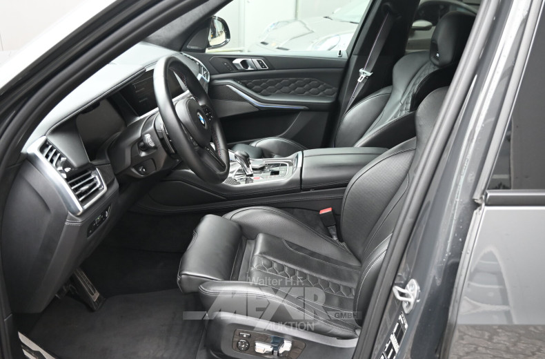 BMW X5 M Competition, dravitgrau metallic