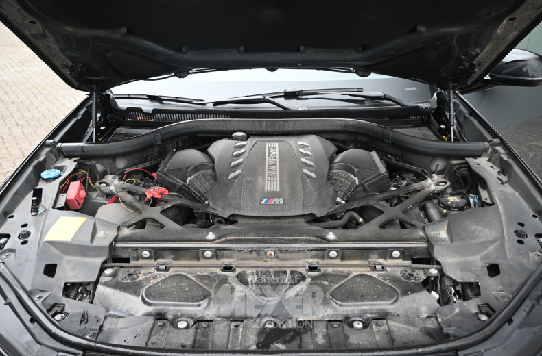 BMW X5 M Competition, dravitgrau metallic