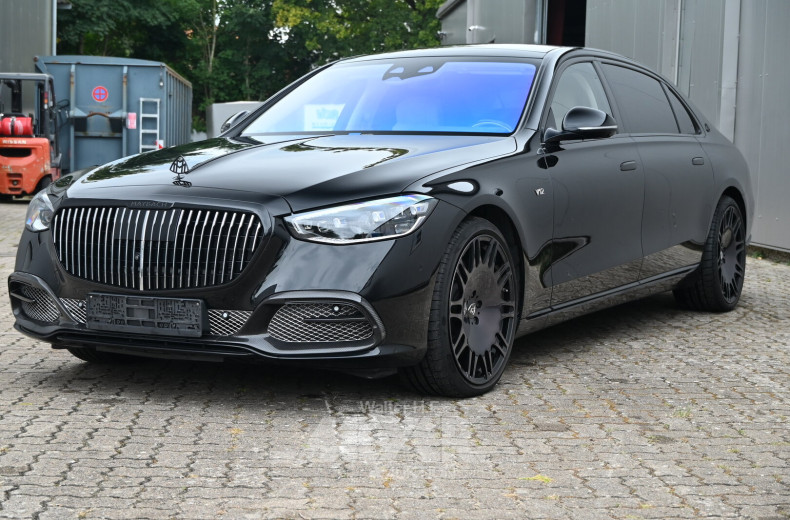 Mercedes-Benz S 680 Maybach 4Matic L9G-tronic, obsidian black metallic