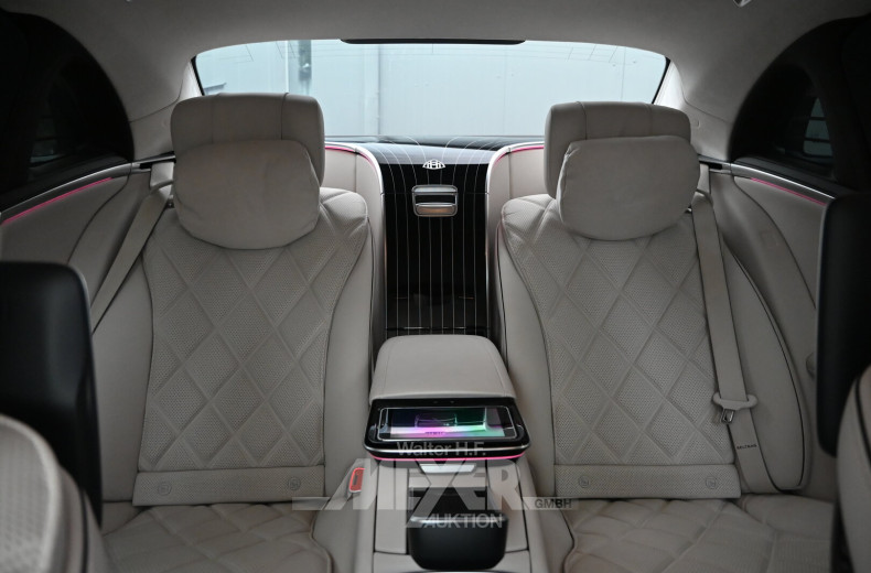 Mercedes-Benz S 680 Maybach 4Matic L9G-tronic, obsidian black metallic