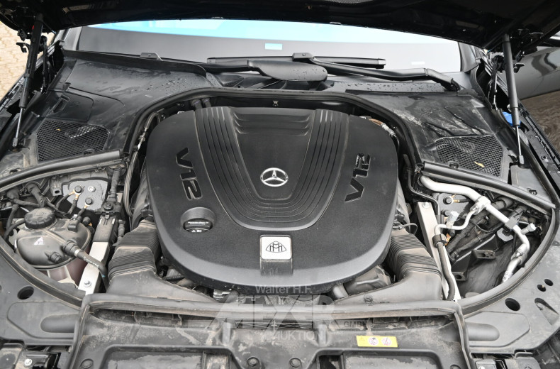 Mercedes-Benz S 680 Maybach 4Matic L9G-tronic, obsidian black metallic