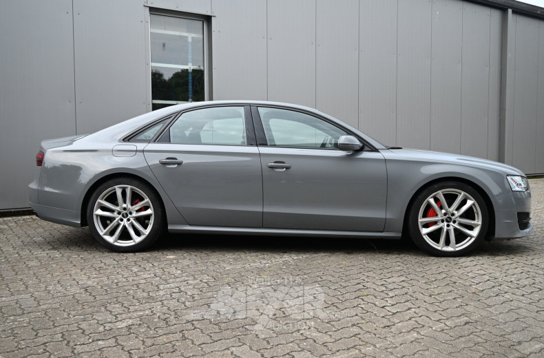 Audi A8 3.0 TDI DPF quattro tiptronic, exclusive paint finish