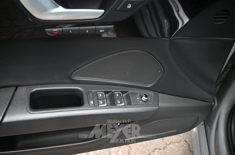 Audi A8 3.0 TDI DPF quattro tiptronic, exclusive paint finish