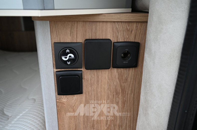 Wohnmobil MAN TGE Mega Mobil Vario 680, silber