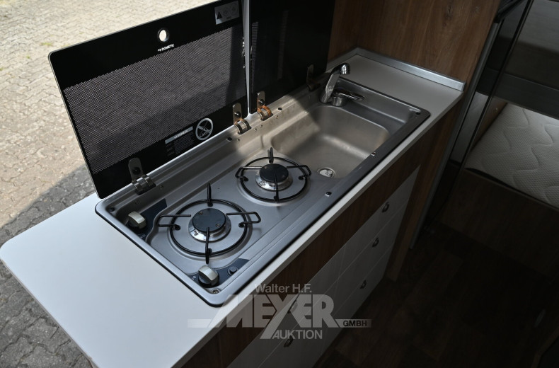 Wohnmobil MAN TGE Mega Mobil Vario 680, silber