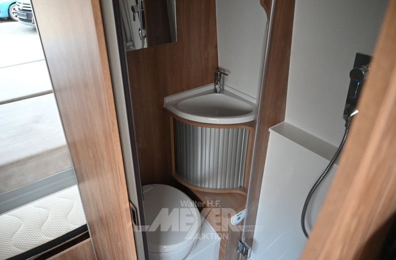 Wohnmobil MAN TGE Mega Mobil Vario 680, silber