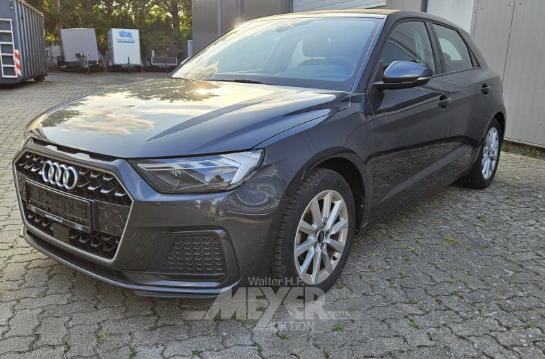 Audi A1 25 TFSI Sportback advanced, Manhatten Gray met.
