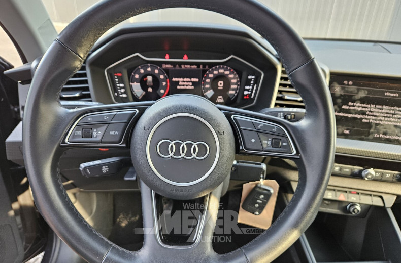 Audi A1 25 TFSI Sportback advanced, Manhatten Gray met.