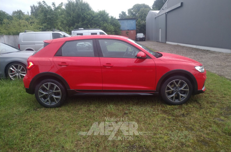 Audi A1 allstreet 30 TFSI S-tronic, misano Red Pearl effect