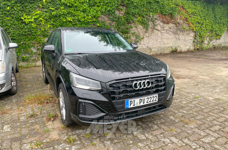 Audi Q2 35 TFSI S-Tronic advanced, Brillant black
