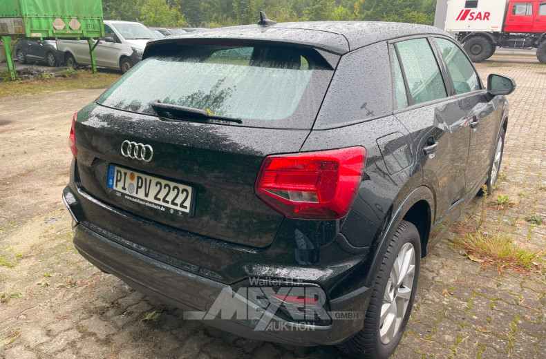 Audi Q2 35 TFSI S-Tronic advanced, Brillant black