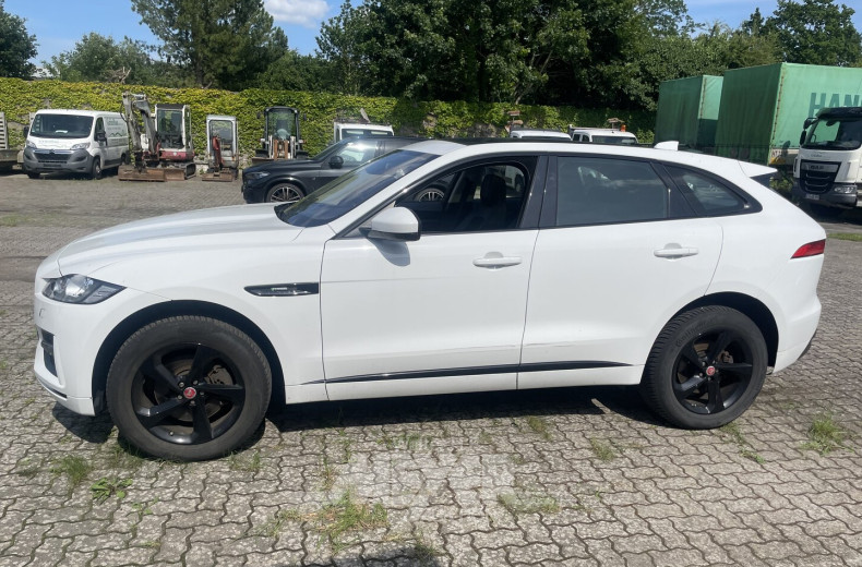 Jaguar F-Pace 2.0d, AWD