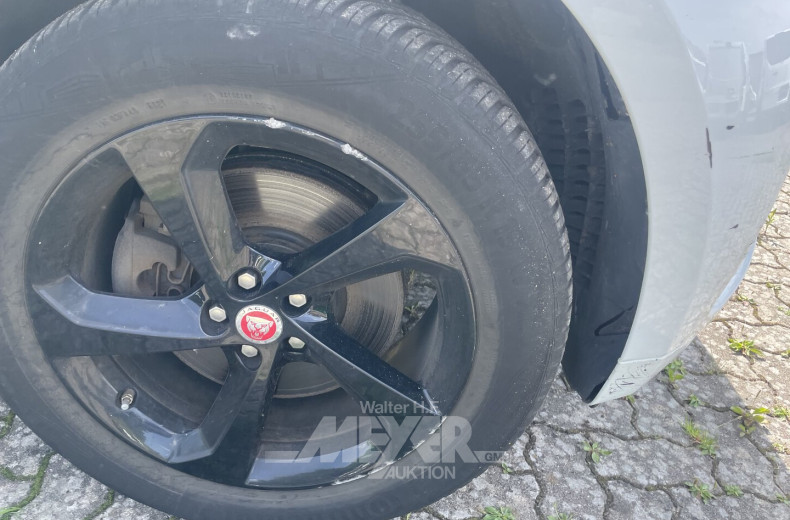 Jaguar F-Pace 2.0d, AWD