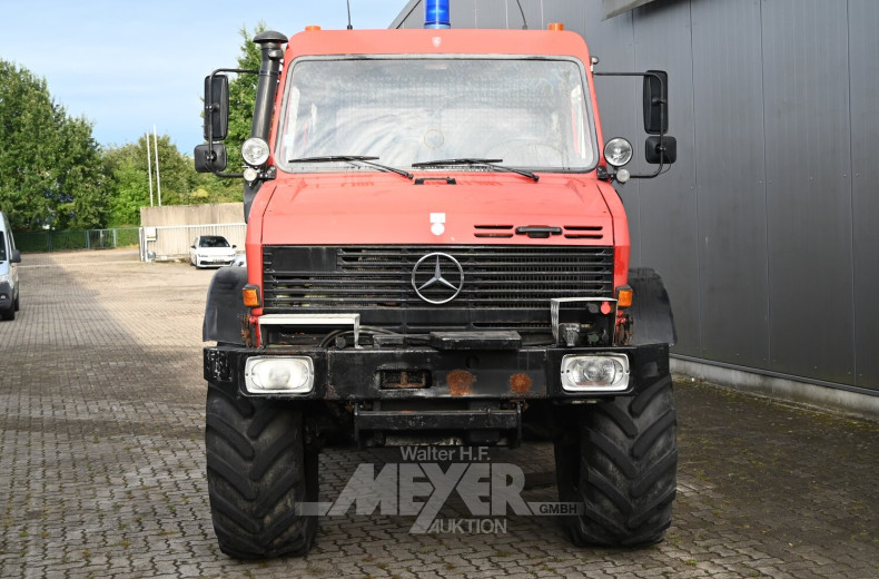 Mercedes-Benz Unimog U2150L DoKa, Sonderaufbau