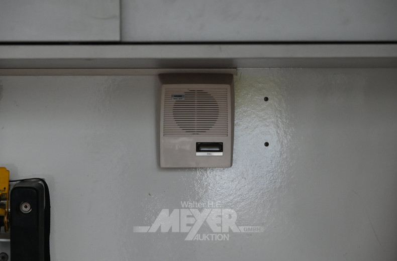 Mercedes-Benz Unimog U2150L DoKa, Sonderaufbau