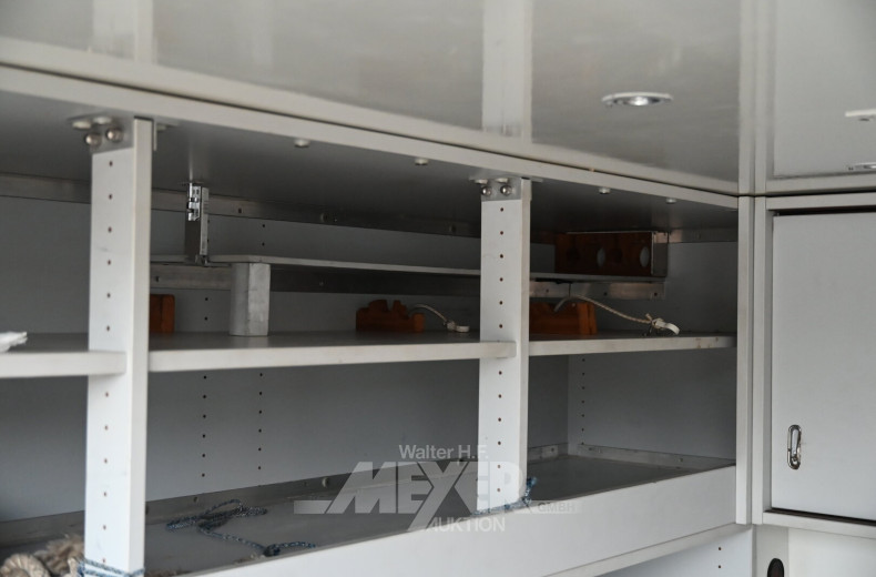 Mercedes-Benz Unimog U2150L DoKa, Sonderaufbau