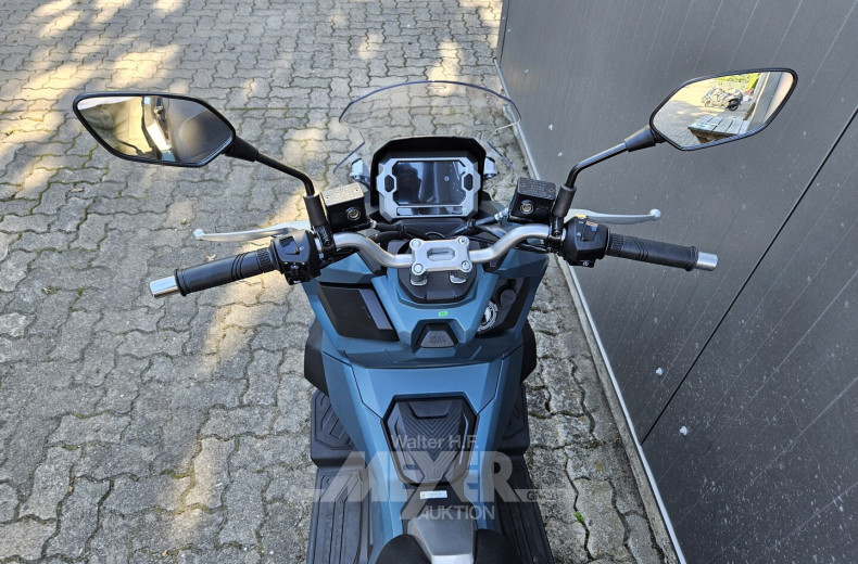 Motorroller ADX 125i, dark mat green