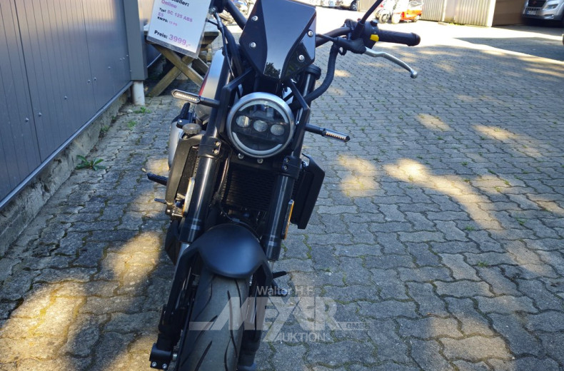 Motorrad Motobi DL125 Cafe Racer, silver