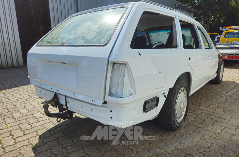 Mercedes-Benz E250d W124, T-Modell, teilzerlegt