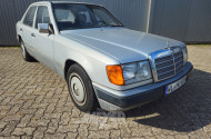 Mercedes-Benz 200E W124, limousine