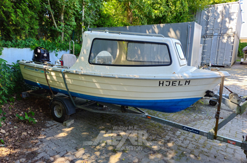 Konsolenboot Crescent 465, inkl. Trailer