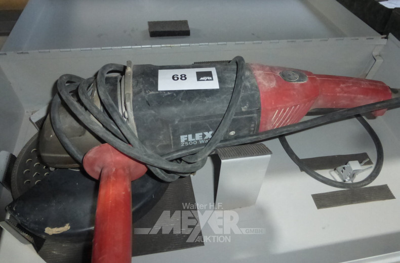 gr. Winkelschleifmaschine mit Diamant-Steinscheibe, 2.500 Watt