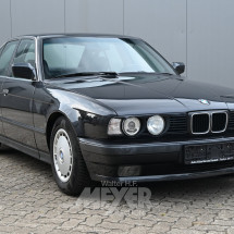 Los 369: BMW 520i E34, Limousine