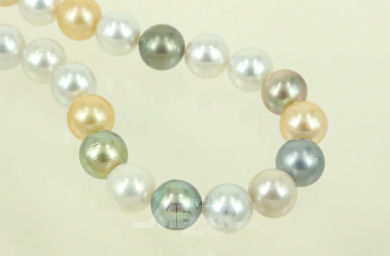 Lalvani Tahitiperlenkette  mit 37 Südseeperlen in weiß und gelb gemischt