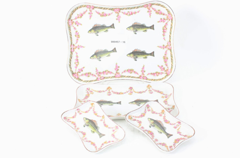 4 versch. Servierplatten, 20 Jh.