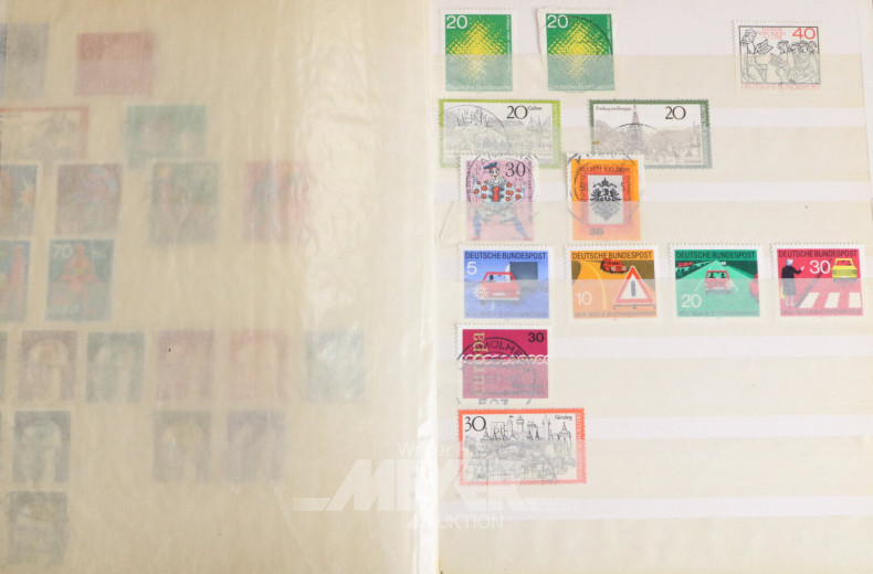 3 Kleine Einsteckalben Briefmarken