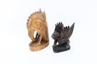 2 Holzschnitz-Figuren "Fantasiewesen"