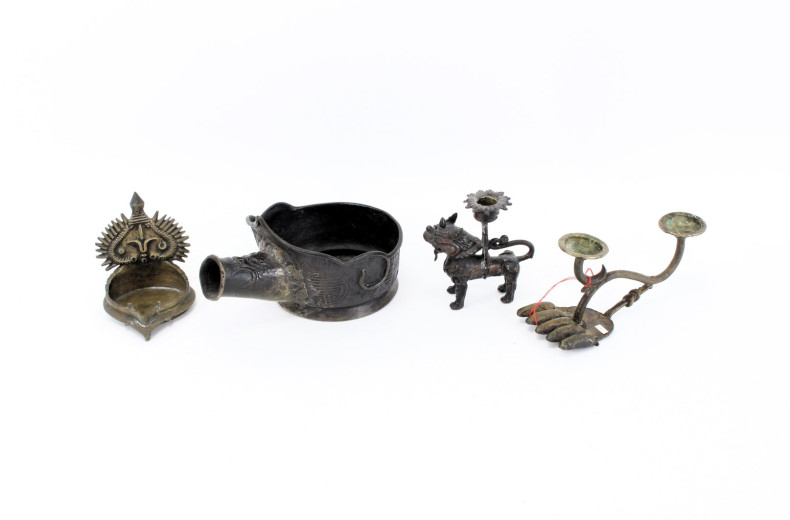 4 versch. Dekorationen z.T. Bronze: