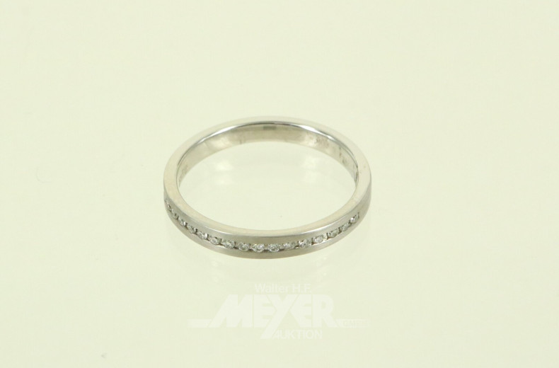 Beyerle Bandring mit Brillanten von ges. ca. 0.13ct
