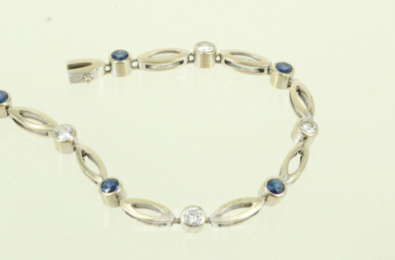 Gliederarmband, mit 7 kl. Saphiren und 6 kl. Brillanten von zus. ca. 0.60ct