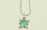 Kette mit 1 kl. Smaragdanhänger
