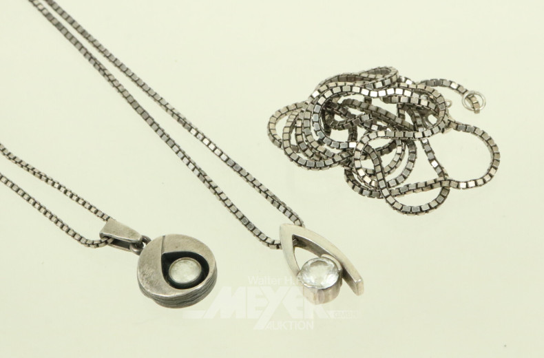 Konvolut Silberschmuck: Ketten, Anhänger etc.