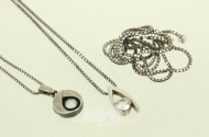 Konvolut Silberschmuck: Ketten, Anhänger etc.